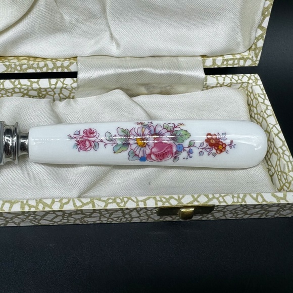 Royal Crown Derby Derby Posies Wedding Cake Knife with Box Bone China England - Picture 3 of 5